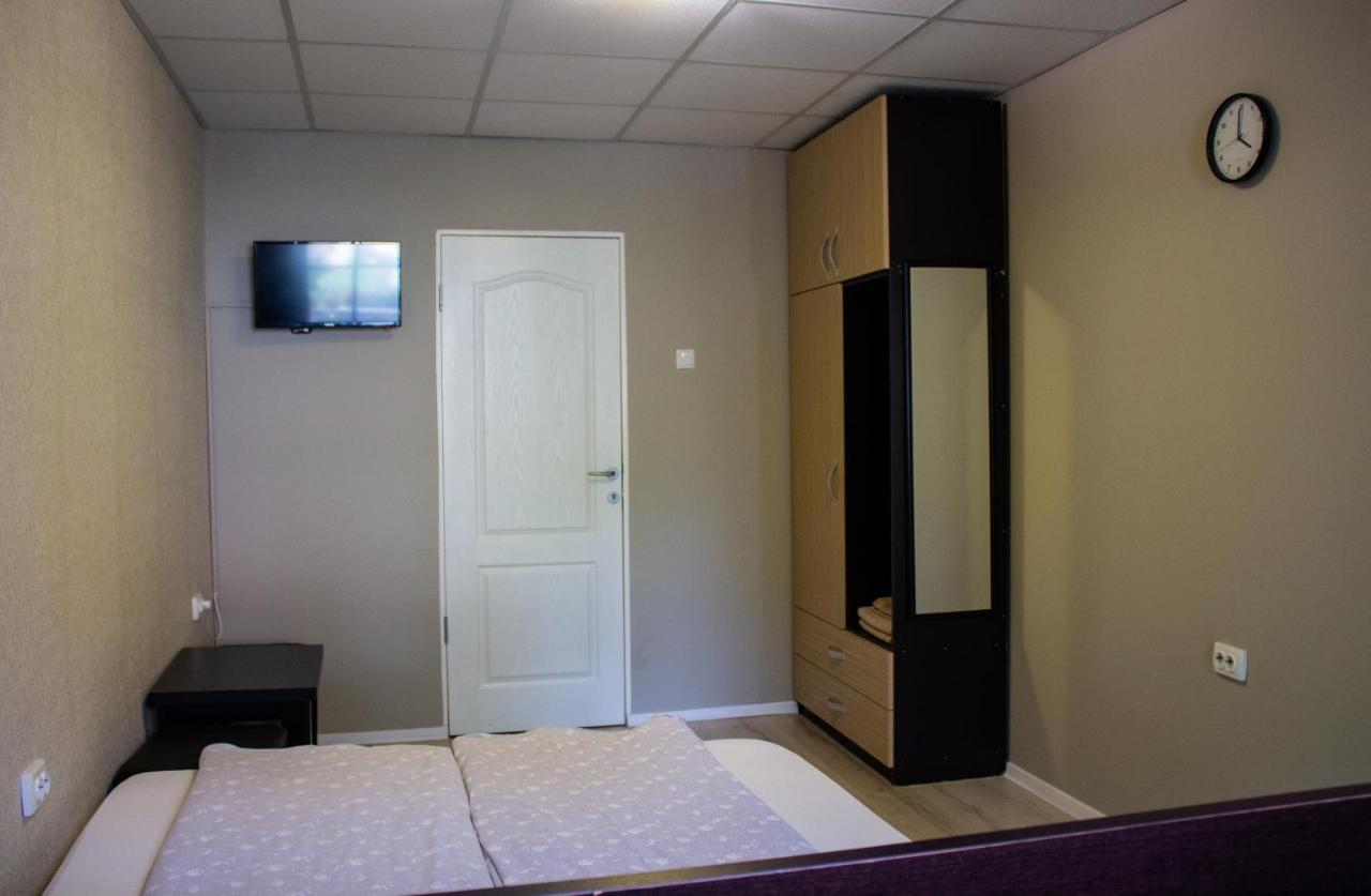 Yox Apartment 4 오라데아 외부 사진